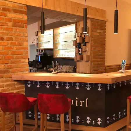 Oberwirt Pensión 3*